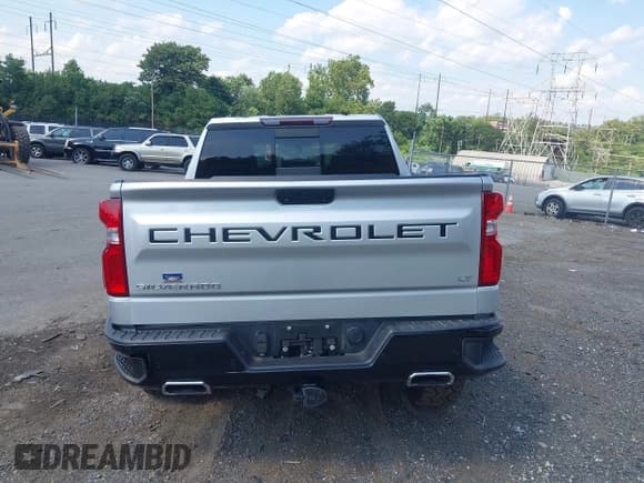 ✅ 2020 Chevrolet Silverado 1500 LT Trail Boss • VIN: 1GCPYFED3LZ190222 • Lot: 42757917. Wystawiony na IAAI z przebiegiem Nie podano. Bezpłatny archiwum sprzedaży aukcyjnych z USA i szczegółowy raport historii pojazdu na DreamBid. Zdjęcie 16.