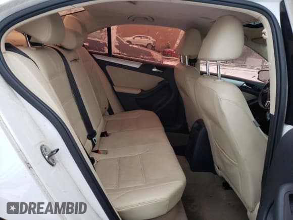 ✅ 2012 Volkswagen Jetta SEL • VIN: 3VWLP7AJ5CM411496 • Lot: 87673535. Listed on Copart with 135,397 mi. Free auction sales archive from the USA and detailed vehicle history report at DreamBid. Image 10.