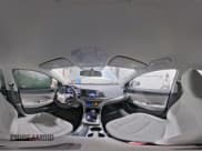 ✅ 2017 Hyundai Elantra SE • VIN: 5NPD74LF7HH170844 • Lot: 86070205. Listed on Copart with 96,153 mi. Free auction sales archive from the USA and detailed vehicle history report at DreamBid. Image 14.