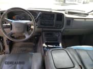 ✅ 2001 GMC Yukon Denali • VIN: 1GKEK63U51J281620 • Лот: 65841805. Опубликован ранее на Copart с пробегом 251 569 миль. Бесплатный доступ к архиву аукционных продаж из США и подробный отчёт об истории автомобиля на DreamBid. Изображение 8.