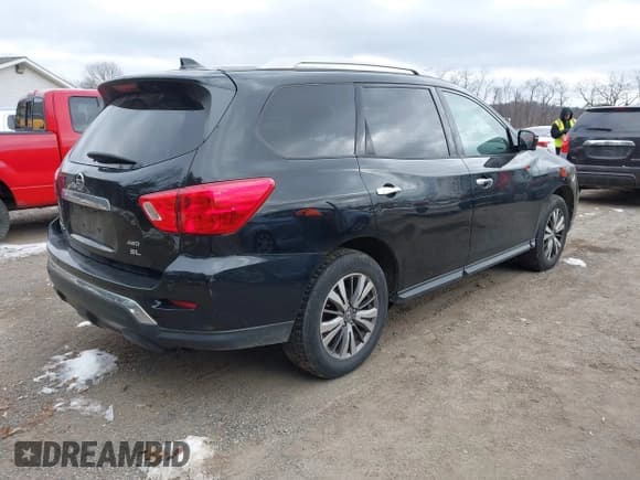 ✅ 2019 Nissan Pathfinder SL • VIN: 5N1DR2MM2KC630843 • Лот: 43838326. Опубликован ранее на IAAI с пробегом 129 103 миль. Бесплатный доступ к архиву аукционных продаж из США и подробный отчёт об истории автомобиля на DreamBid. Изображение 4.