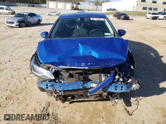 ✅ 2017 Chevrolet Cruze LT • VIN: 1G1BE5SM6H7199929 • Lot: 44418963. Listed on Copart with 83,546 mi. Free auction sales archive from the USA and detailed vehicle history report at DreamBid. Image 5.