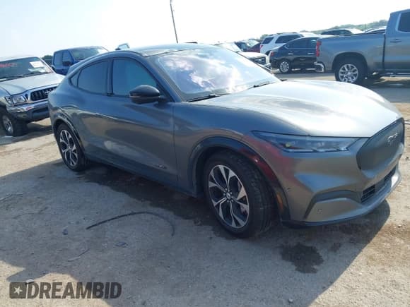 ✅ 2021 Ford Mustang Mach-E Premium • VIN: 3FMTK3R79MMA23753 • Lot: 42377350. Wystawiony na IAAI z przebiegiem 39 762 mil. Bezpłatny archiwum sprzedaży aukcyjnych z USA i szczegółowy raport historii pojazdu na DreamBid. Zdjęcie 1.