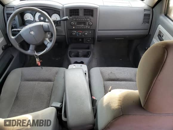 2007 Dodge Dakota ST with VIN 1D7HW28PX7S227456, listed as a Copart auction lot 71838704 with 113,928 mi miles and Salvage title. Bid and sale history available at DreamBid. Image 8.