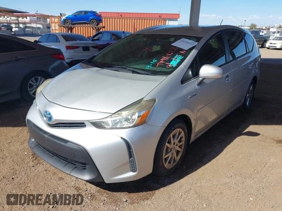 ✅ 2015 Toyota Prius Two • VIN: JTDZN3EU1FJ028933 • Lot: 43226233. Listed on IAAI with 177,350 mi. Free auction sales archive from the USA and detailed vehicle history report at DreamBid. Image 2.