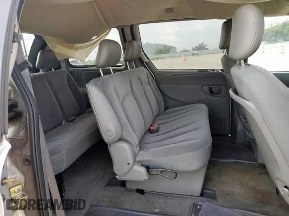 2006 Dodge Caravan SE с VIN 1D8GP25R56B673510, выставлен на аукционе Copart как лот 64731065 с пробегом 174 575 миль миль и Списание • Salvage title. История ставок и продаж доступна на DreamBid. Изображение 11.