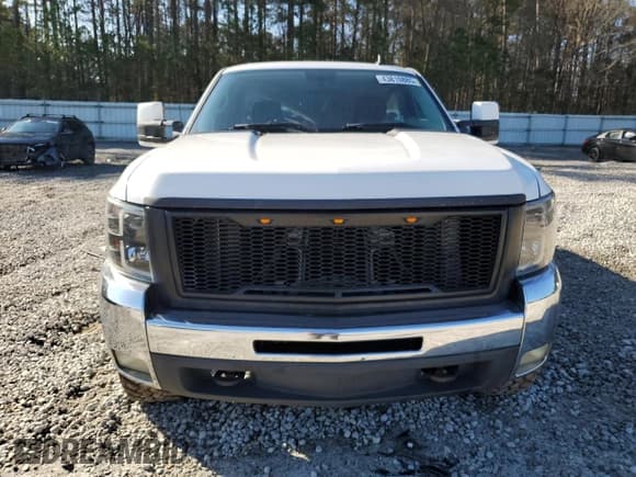 ✅ 2009 Chevrolet Silverado 2500HD LT • VIN: 1GCHC53649F159539 • Lot: 43810885. Listed on Copart with 127,253 mi. Free auction sales archive from the USA and detailed vehicle history report at DreamBid. Image 5.