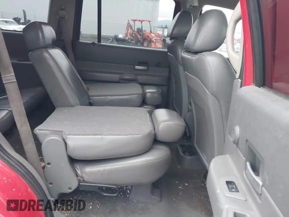 ✅ 2006 Dodge Durango Limited • VIN: 1D4HB58N16F136348 • Лот: 43682545. Опубликован ранее на IAAI с пробегом 245 340 миль. Бесплатный доступ к архиву аукционных продаж из США и подробный отчёт об истории автомобиля на DreamBid. Изображение 8.