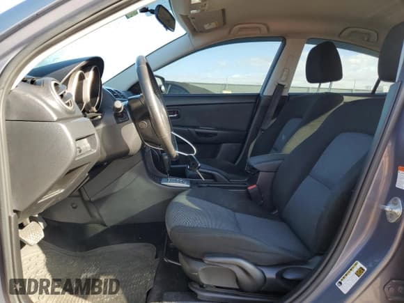 ✅ 2008 Mazda 3 Sport • VIN: JM1BK32F381133332 • Lot: 46714735. Wystawiony na Copart z przebiegiem 148 444 mil. Bezpłatny archiwum sprzedaży aukcyjnych z USA i szczegółowy raport historii pojazdu na DreamBid. Zdjęcie 7.