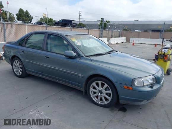 ✅ 2003 Volvo S80 • VIN: YV1TS91Z231311754 • Лот: 42467724. Опубликован ранее на IAAI с пробегом 138 816 миль. Бесплатный доступ к архиву аукционных продаж из США и подробный отчёт об истории автомобиля на DreamBid. Изображение 1.