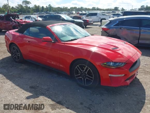 ✅ 2020 Ford Mustang EcoBoost Premium • VIN: 1FATP8UH6L5125640 • Lot: 43557700. Wystawiony na IAAI z przebiegiem 81 845 mil. Bezpłatny archiwum sprzedaży aukcyjnych z USA i szczegółowy raport historii pojazdu na DreamBid. Zdjęcie 1.