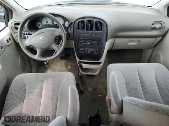 2005 Dodge Caravan SE с VIN 1D4GP24R55B329628, выставлен на аукционе Copart как лот 75571434 с пробегом 114 256 миль миль и Списание • Salvage title. История ставок и продаж доступна на DreamBid. Изображение 8.