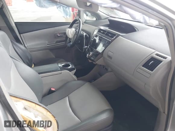 ✅ 2017 Toyota Prius Two • VIN: JTDZN3EU9HJ070219 • Lot: 41358297. Listed on IAAI with 209,303 mi. Free auction sales archive from the USA and detailed vehicle history report at DreamBid. Image 5.