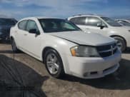 ✅ 2009 Dodge Avenger SXT • VIN: 1B3LC56B19N545538 • Лот: 76675174. Опубликован ранее на Copart с пробегом 128 725 миль. Бесплатный доступ к архиву аукционных продаж из США и подробный отчёт об истории автомобиля на DreamBid. Изображение 4.
