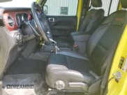 ✅ 2023 Jeep Wrangler Rubicon • VIN: 1C4HJXFG0PW581956 • Lot: 67045905. Wystawiony na Copart z przebiegiem 27 727 mil. Bezpłatny archiwum sprzedaży aukcyjnych z USA i szczegółowy raport historii pojazdu na DreamBid. Zdjęcie 7.