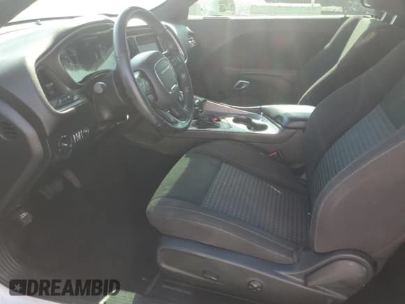 ✅ 2020 Dodge Challenger SXT • VIN: 2C3CDZAG0LH247489 • Лот: 84906585. Опубликован ранее на Copart с пробегом 81 718 миль. Бесплатный доступ к архиву аукционных продаж из США и подробный отчёт об истории автомобиля на DreamBid. Изображение 7.