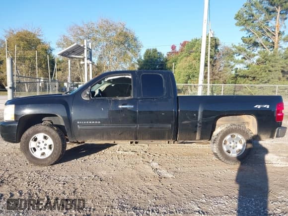 ✅ 2011 Chevrolet Silverado 1500 LTZ • VIN: 1GCVKTE29BZ160565 • Лот: 43485072. Опубликован ранее на IAAI с пробегом 228 982 миль. Бесплатный доступ к архиву аукционных продаж из США и подробный отчёт об истории автомобиля на DreamBid. Изображение 14.