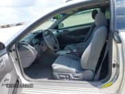 ✅ 2005 Toyota Solara SE • VIN: 4T1CE38P55U957530 • Lot: 42966501. Wystawiony na IAAI z przebiegiem 137 047 mil. Bezpłatny archiwum sprzedaży aukcyjnych z USA i szczegółowy raport historii pojazdu na DreamBid. Zdjęcie 8.