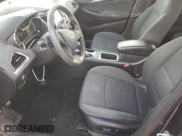 ✅ 2016 Chevrolet Cruze LT • VIN: 1G1BE5SM6G7303818 • Lot: 68403242. Wystawiony na Copart z przebiegiem 75 019 mil. Bezpłatny archiwum sprzedaży aukcyjnych z USA i szczegółowy raport historii pojazdu na DreamBid. Zdjęcie 7.