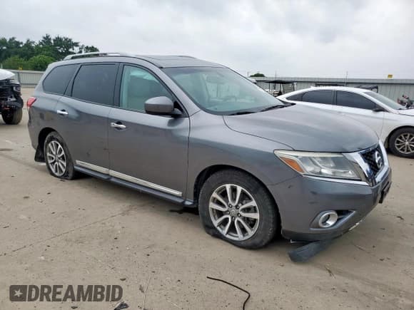 ✅ 2016 Nissan Pathfinder SL • VIN: 5N1AR2MM8GC604189 • Lot: 57560605. Listed on Copart with 127,896 mi. Free auction sales archive from the USA and detailed vehicle history report at DreamBid. Image 4.