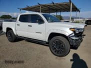 ✅ 2023 Toyota Tacoma Limited • VIN: 3TYGZ5AN7PT116688 • Лот: 71136335. Опубликован ранее на Copart с пробегом 26 666 миль. Бесплатный доступ к архиву аукционных продаж из США и подробный отчёт об истории автомобиля на DreamBid. Изображение 4.
