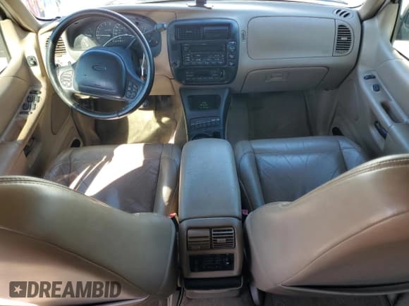✅ 1999 Ford Explorer XLT • VIN: 1FMDU32P2XZA60512 • Lot: 92122765. Listed on Copart with 174,431 mi. Free auction sales archive from the USA and detailed vehicle history report at DreamBid. Image 8.