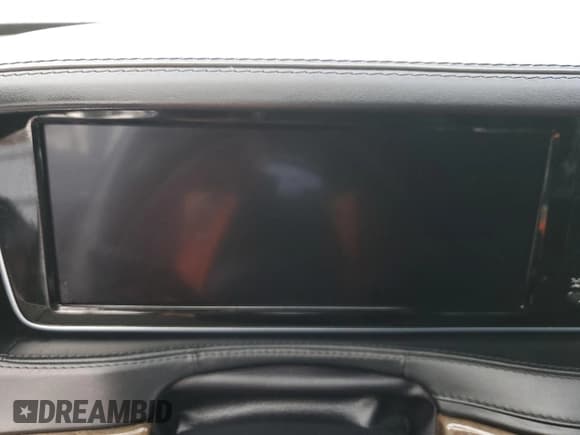 ✅ 2015 Mercedes-Benz S 550 • VIN: WDDUG8FB2FA070970 • Lot: 91766355. Wystawiony na Copart z przebiegiem Nie podano. Bezpłatny archiwum sprzedaży aukcyjnych z USA i szczegółowy raport historii pojazdu na DreamBid. Zdjęcie 10.