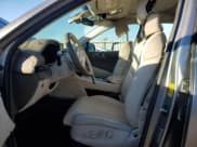 ✅ 2022 Genesis GV80 • VIN: KMUHCESC1NU084325 • Lot: 90890685. Wystawiony na Copart z przebiegiem 65 335 mil. Bezpłatny archiwum sprzedaży aukcyjnych z USA i szczegółowy raport historii pojazdu na DreamBid. Zdjęcie 7.