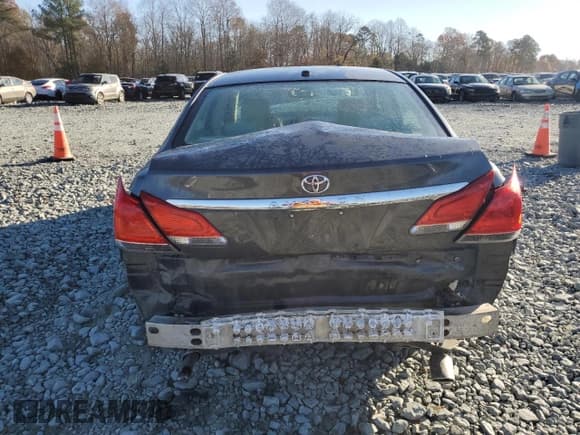 ✅ 2011 Toyota Avalon Limited • VIN: 4T1BK3DB4BU383111 • Lot: 92669005. Listed on Copart with Not provided. Free auction sales archive from the USA and detailed vehicle history report at DreamBid. Image 6.