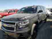 2017 Chevrolet Suburban LT z VIN 1GNSCHKC6HR394544, wystawiony jako Copart lot #70961584 z przebiegiem 118 545 mil mil oraz Czysty tytuł • Clean title. Historia ofert i sprzedaży dostępna na DreamBid. Obrazek 1.