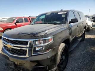 2017 Chevrolet Suburban LT z VIN 1GNSCHKC6HR394544, wystawiony jako Copart lot #70961584 z przebiegiem 118 545 mil mil oraz Czysty tytuł • Clean title. Historia ofert i sprzedaży dostępna na DreamBid. Obrazek 1.