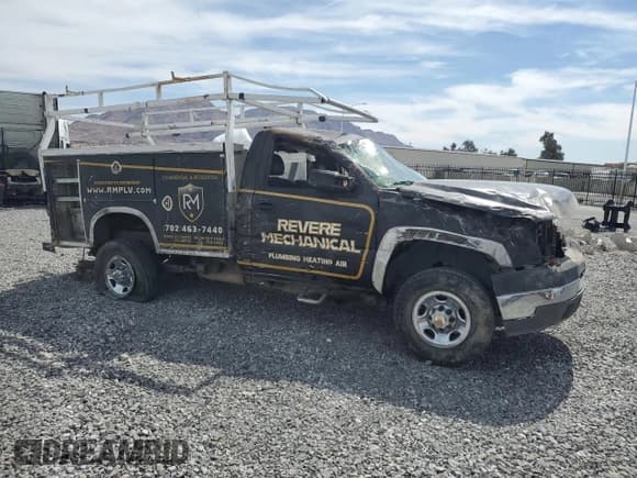 ✅ 2005 Chevrolet Silverado 2500HD Work Truck • VIN: 1GBHC24U95E240875 • Lot: 49729875. Wystawiony na Copart z przebiegiem Nie podano. Bezpłatny archiwum sprzedaży aukcyjnych z USA i szczegółowy raport historii pojazdu na DreamBid. Zdjęcie 4.