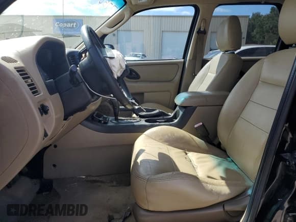✅ 2005 Ford Escape XLS Value • VIN: 1FMYU02ZX5KD87750 • Lot: 85201005. Wystawiony na Copart z przebiegiem Nie podano. Bezpłatny archiwum sprzedaży aukcyjnych z USA i szczegółowy raport historii pojazdu na DreamBid. Zdjęcie 7.