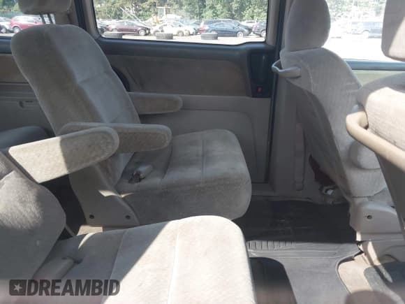 ✅ 2003 Honda Odyssey LX • VIN: 5FNRL18563B088711 • Лот: 43296193. Опубликован ранее на IAAI с пробегом Не указан. Бесплатный доступ к архиву аукционных продаж из США и подробный отчёт об истории автомобиля на DreamBid. Изображение 8.