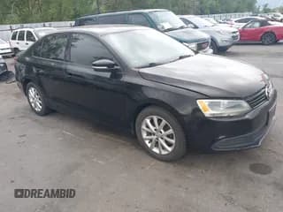 ✅ 2011 Volkswagen Jetta SE • VIN: 3VWBX7AJ2BM393579 • Lot: 42650504. Listed on IAAI with 235,399 mi. Free auction sales archive from the USA and detailed vehicle history report at DreamBid. Image 1.