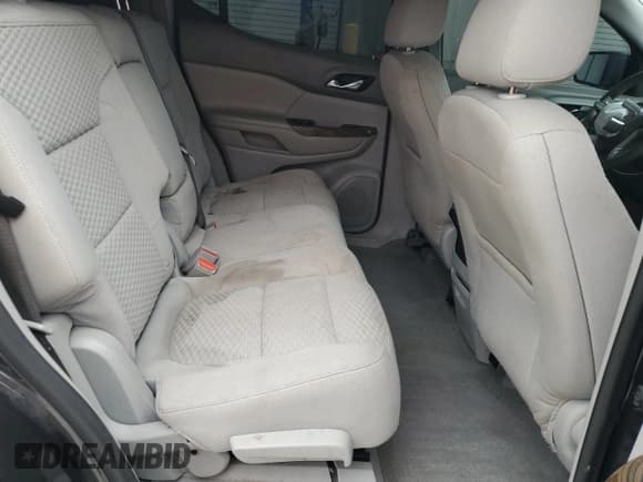 ✅ 2017 GMC Acadia SLE • VIN: 1GKKNLLS2HZ242311 • Lot: 82081445. Wystawiony na Copart z przebiegiem 142 591 mil. Bezpłatny archiwum sprzedaży aukcyjnych z USA i szczegółowy raport historii pojazdu na DreamBid. Zdjęcie 11.