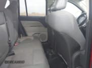 ✅ 2007 Jeep Compass Sport • VIN: 1J8FT47W47D190318 • Lot: 43829623. Listed on IAAI with 277,478 mi. Free auction sales archive from the USA and detailed vehicle history report at DreamBid. Image 8.