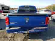 2008 Dodge Dakota z VIN 1D7HW78N38S550177, wystawiony jako Copart lot #77898264 z przebiegiem 117 222 mil mil oraz Szkoda całkowita • Salvage title. Historia ofert i sprzedaży dostępna na DreamBid. Obrazek 6.