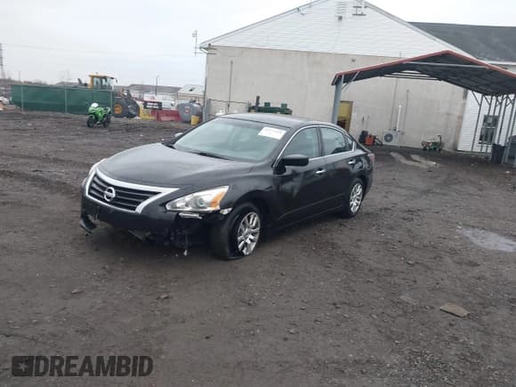 ✅ 2015 Nissan Altima S • VIN: 1N4AL3AP6FN886741 • Lot: 43777528. Listed on IAAI with 61,979 mi. Free auction sales archive from the USA and detailed vehicle history report at DreamBid. Image 17.