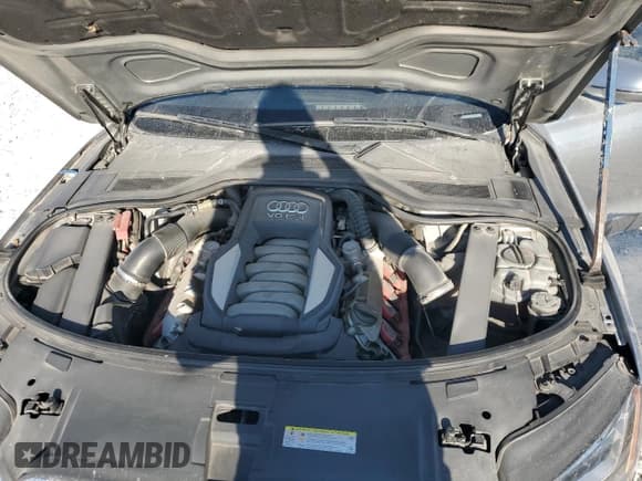 ✅ 2012 Audi A8 • VIN: WAUAVAFD9CN034903 • Lot: 86818705. Wystawiony na Copart z przebiegiem 174 494 mil. Bezpłatny archiwum sprzedaży aukcyjnych z USA i szczegółowy raport historii pojazdu na DreamBid. Zdjęcie 11.