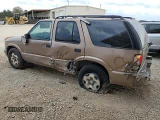 2002 Chevrolet Blazer LS z VIN 1GNDT13W42K216527, wystawiony jako Copart lot #78736754 z przebiegiem 212 774 mil mil oraz Szkoda całkowita • Salvage title. Historia ofert i sprzedaży dostępna na DreamBid. Obrazek 2.