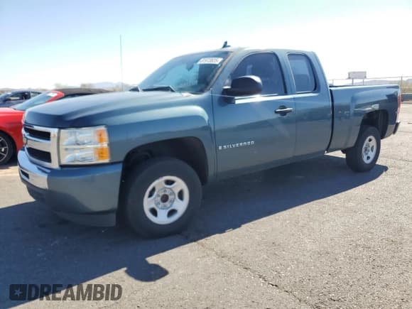 ✅ 2009 Chevrolet Silverado 1500 Work Truck • VIN: 1GCEC19C59Z155491 • Lot: 81973825. Wystawiony na Copart z przebiegiem 176 198 mil. Bezpłatny archiwum sprzedaży aukcyjnych z USA i szczegółowy raport historii pojazdu na DreamBid. Zdjęcie 1.