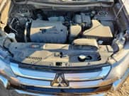 ✅ 2018 Mitsubishi Outlander SE • VIN: JA4AD3A31JZ045250 • Lot: 91141845. Wystawiony na Copart z przebiegiem 125 619 mil. Bezpłatny archiwum sprzedaży aukcyjnych z USA i szczegółowy raport historii pojazdu na DreamBid. Zdjęcie 12.