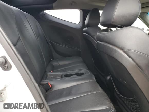 ✅ 2013 Hyundai Veloster Turbo • VIN: KMHTC6AE1DU106310 • Lot: 44688505. Wystawiony na Copart z przebiegiem 121 706 mil. Bezpłatny archiwum sprzedaży aukcyjnych z USA i szczegółowy raport historii pojazdu na DreamBid. Zdjęcie 10.