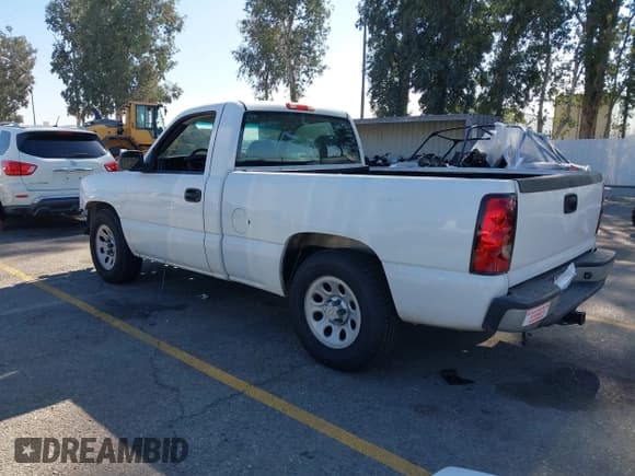 ✅ 2007 Chevrolet Silverado 1500 Work Truck • VIN: 3GCEC14X07G156880 • Lot: 43604776. Listed on IAAI with 357,578 mi. Free auction sales archive from the USA and detailed vehicle history report at DreamBid. Image 3.