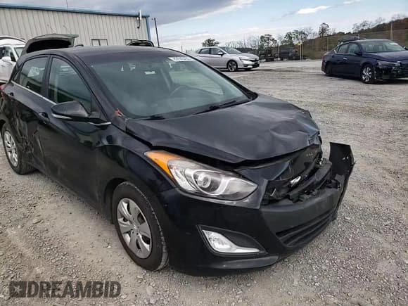 ✅ 2013 Hyundai Elantra • VIN: KMHD35LE4DU121136 • Лот: 82643435. Опубликован ранее на Copart с пробегом 129 015 миль. Бесплатный доступ к архиву аукционных продаж из США и подробный отчёт об истории автомобиля на DreamBid. Изображение 13.