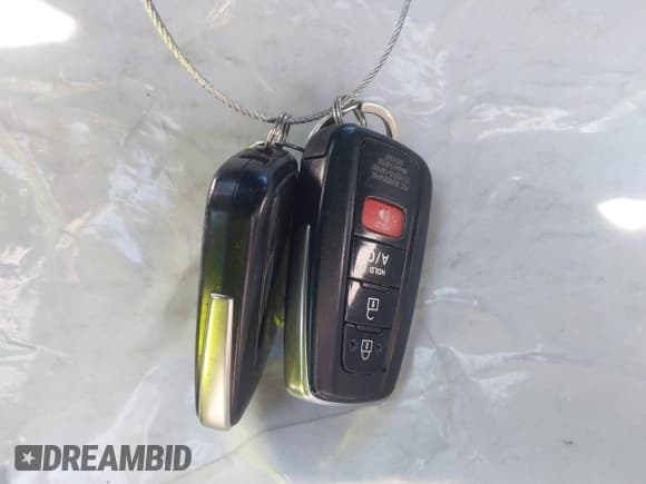 ✅ 2017 Toyota Prius Plus • VIN: JTDKARFP3H3046950 • Lot: 42594221. Listed on IAAI with 120,408 mi. Free auction sales archive from the USA and detailed vehicle history report at DreamBid. Image 11.