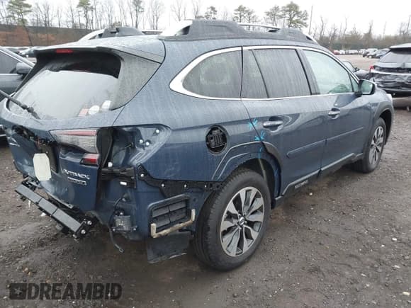 ✅ 2024 Subaru Outback Touring • VIN: 4S4BTAPC3R3204269 • Lot: 41923253. Wystawiony na IAAI z przebiegiem 12 059 mil. Bezpłatny archiwum sprzedaży aukcyjnych z USA i szczegółowy raport historii pojazdu na DreamBid. Zdjęcie 4.