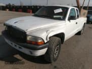 ✅ 2004 Dodge Dakota Sport • VIN: 1D7HG32N64S513715 • Lot: 42103367. Wystawiony na IAAI z przebiegiem Nie podano. Bezpłatny archiwum sprzedaży aukcyjnych z USA i szczegółowy raport historii pojazdu na DreamBid. Zdjęcie 17.