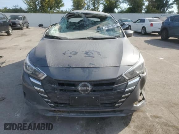 ✅ 2023 Nissan Versa SV • VIN: 3N1CN8EV8PL847849 • Лот: 80565695. Опубликован ранее на Copart с пробегом 52 048 миль. Бесплатный доступ к архиву аукционных продаж из США и подробный отчёт об истории автомобиля на DreamBid. Изображение 5.